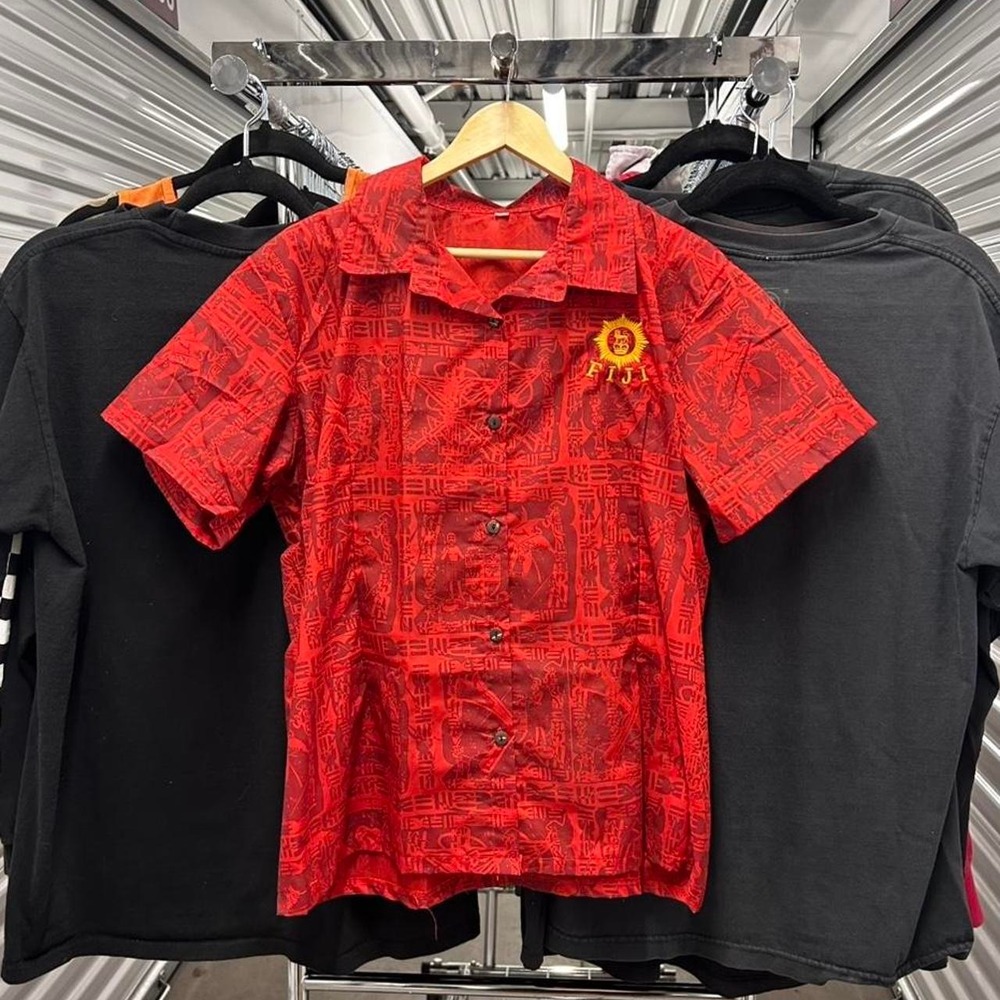 Vintage 80's-90's Fiji All Over Print Button Surf Style Tee